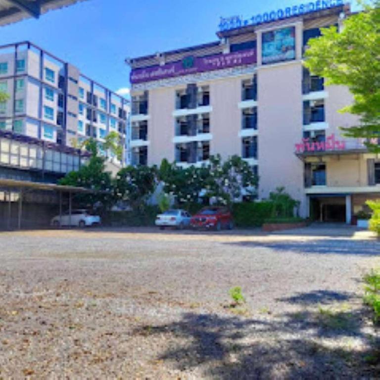Thousand-Ten Thousand Hotel Bangkok Exteriér fotografie